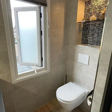 Appartement A Whole Family Expat House With Ac, Garden, Close To Efteling