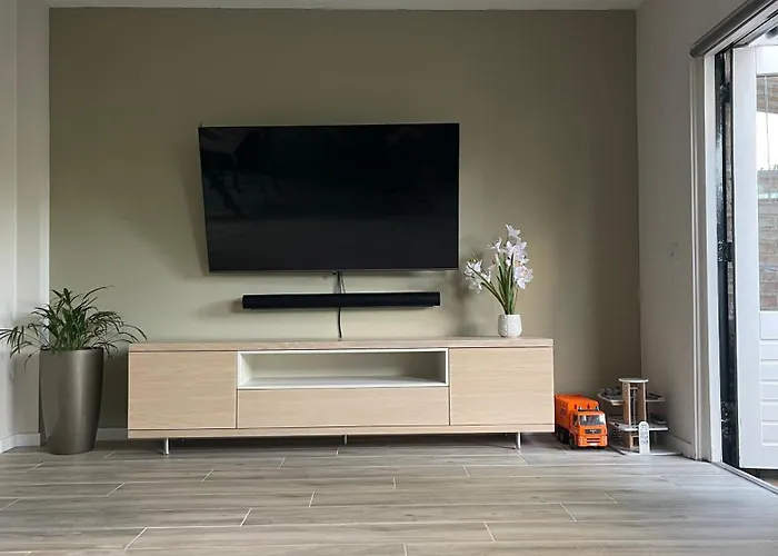 A Whole Family Expat House With Ac, Garden, Close To Efteling Tilburg