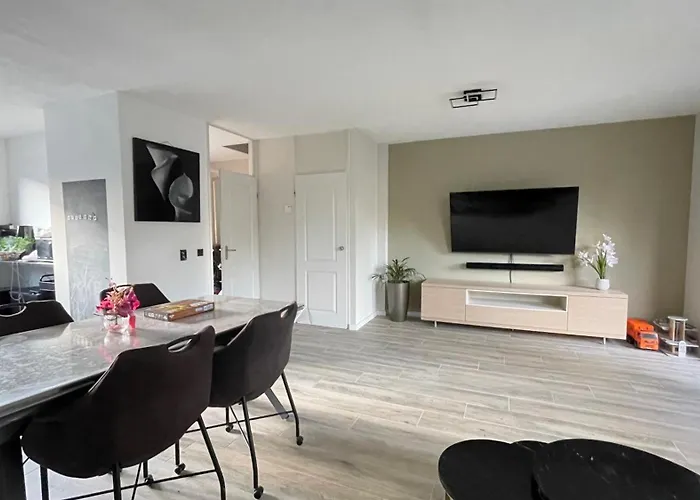 A Whole Family Expat House With Ac, Garden, Close To Efteling